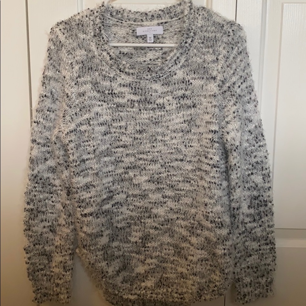 circle hem fuzzy sweater